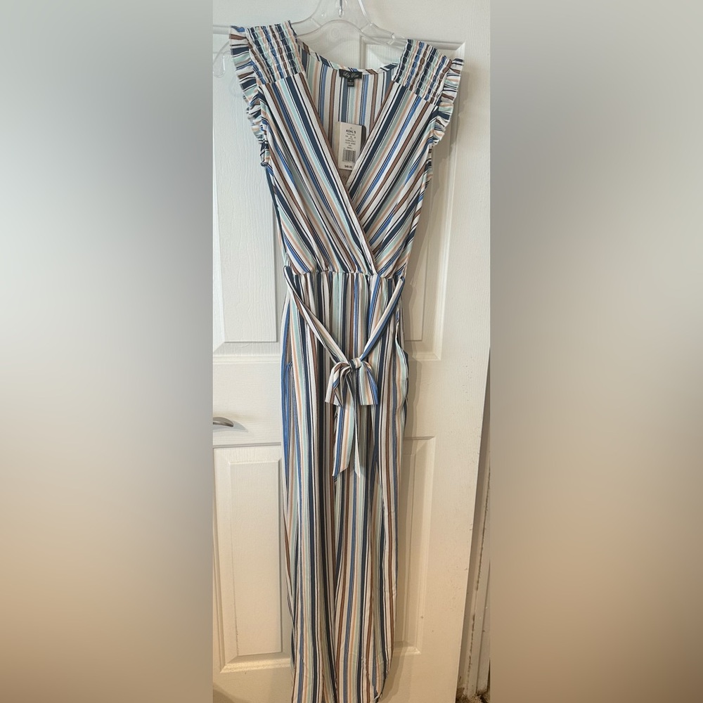 Gorgeous Lily Rose Romper - Size Small